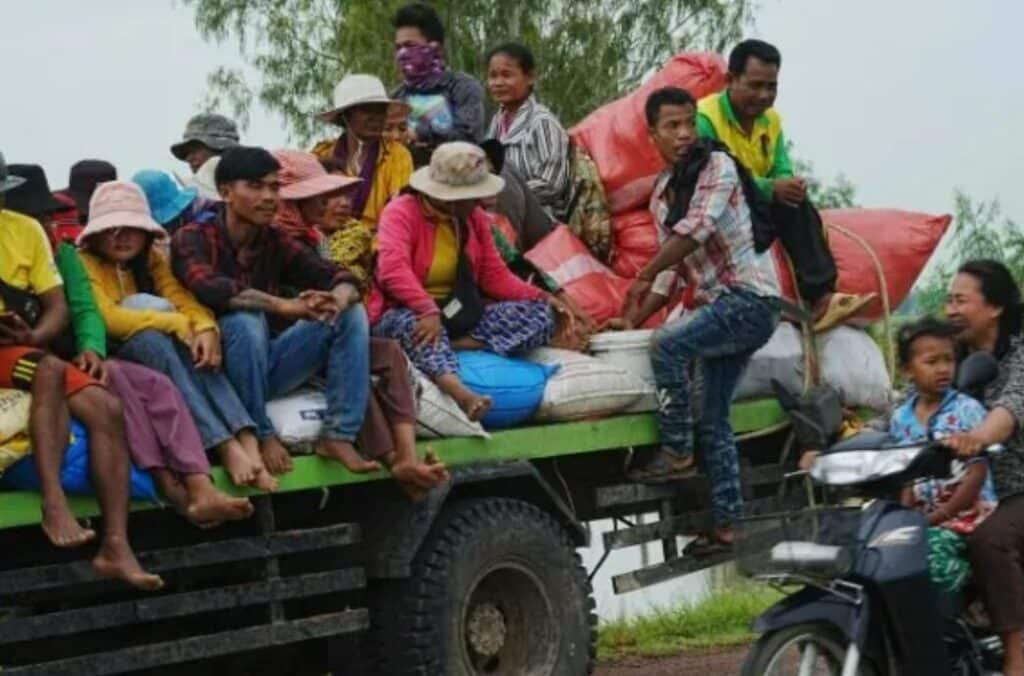 work-4.4-1024x676 泰柬边境再现大规模冲突 多省民众急撤离引发区域安全担忧