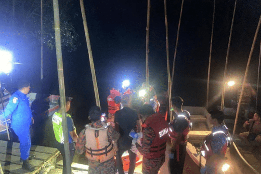 2-4-1024x683 父子钓鱼坠河 男童获救父亲遗体昨晚寻获